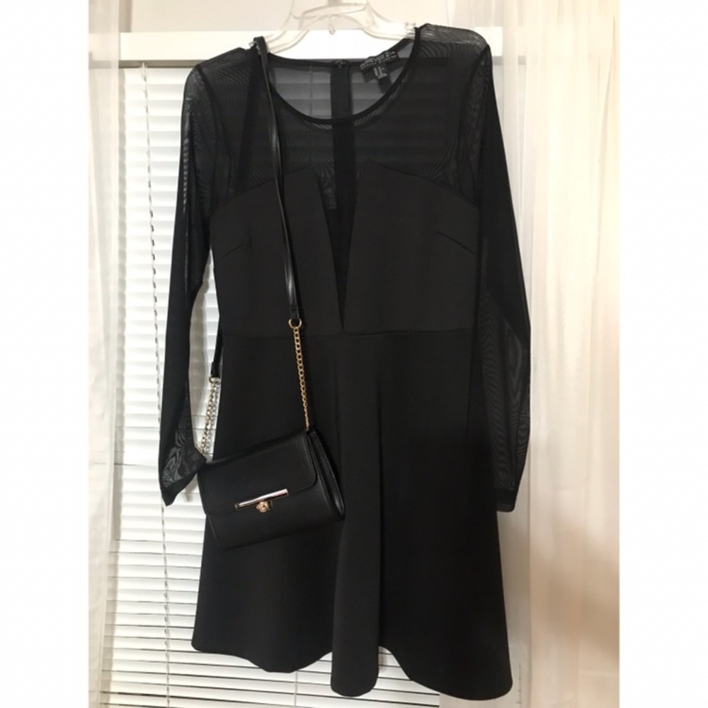 sexy mesh deep v-neck sleeved black dress